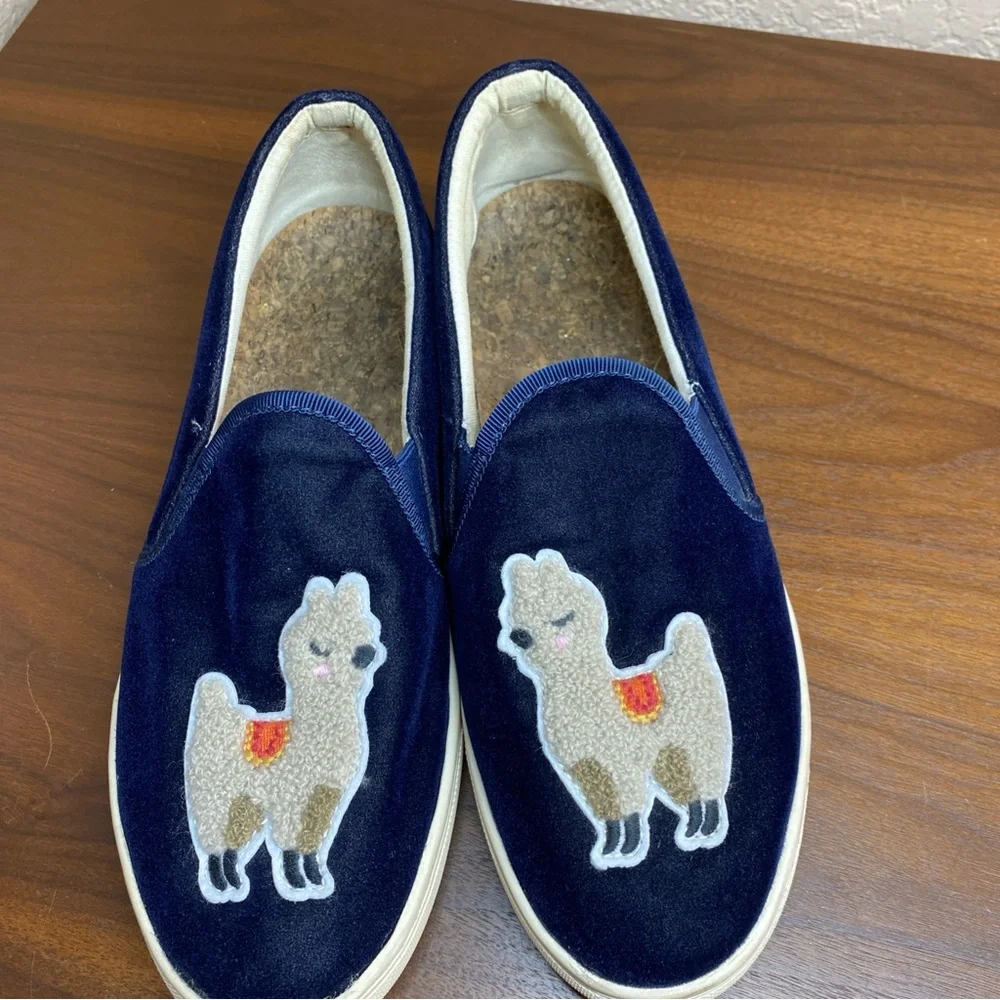 Soludos Velvet Llama Round Toe Slip On Sneakers‎ Navy Blue Women's Size US 8.5